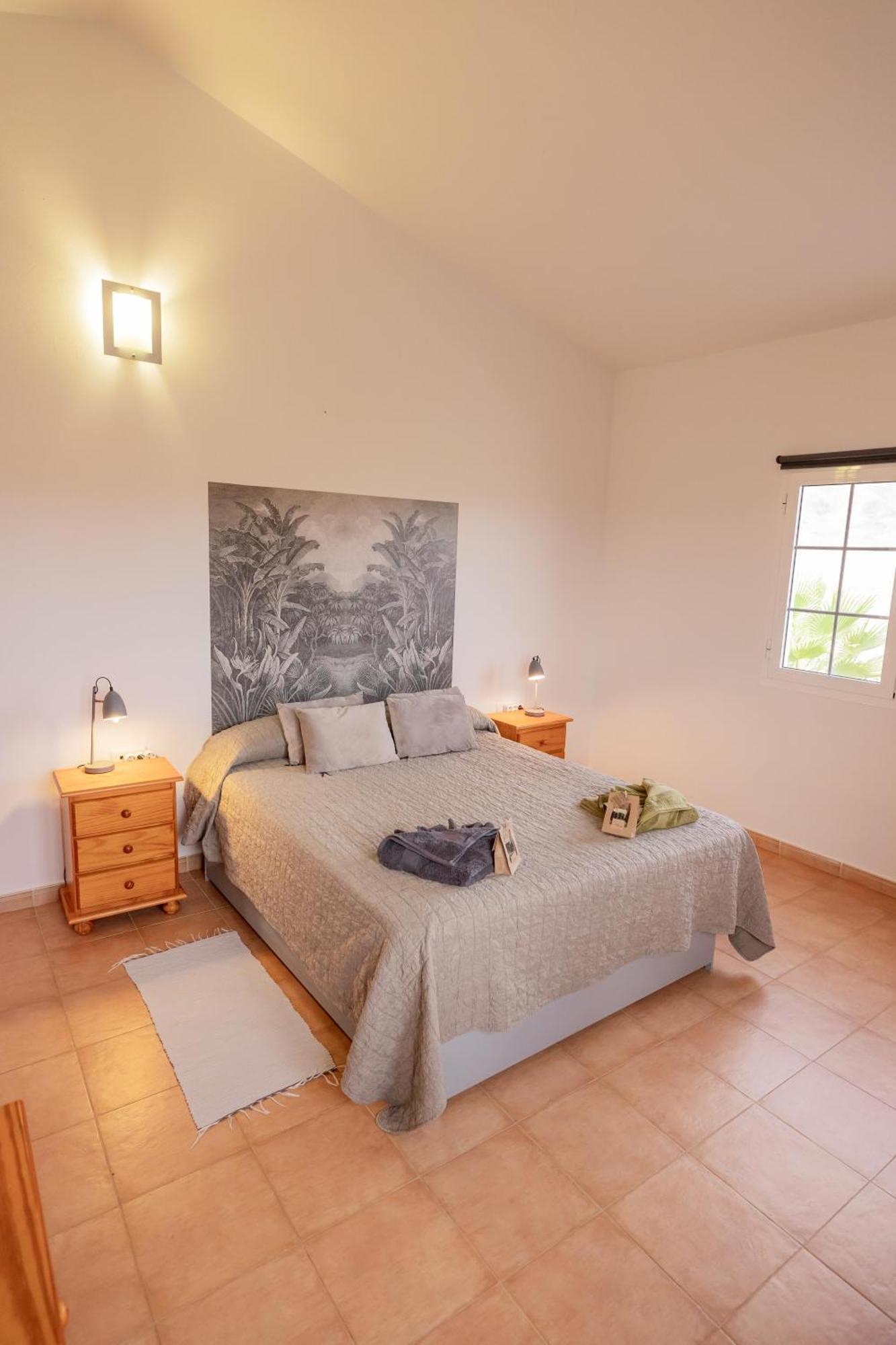 Casa Amaya - Spacious House With Pool, Large Garden, Bbq, 2 Terraces, And Ideal Location El Charco  Екстериор снимка